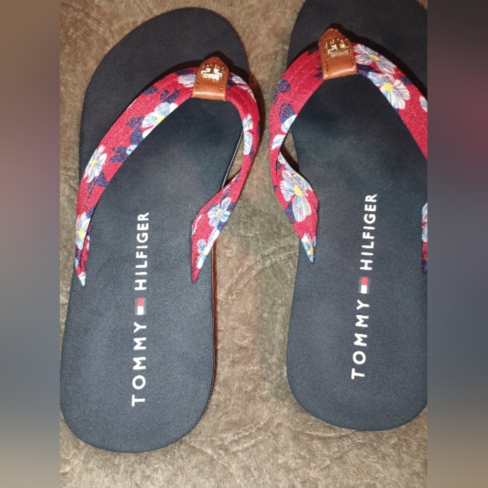 Tommy Hilfiger Red and Blue Sandals Casual Comfort - Picture 12 of 14